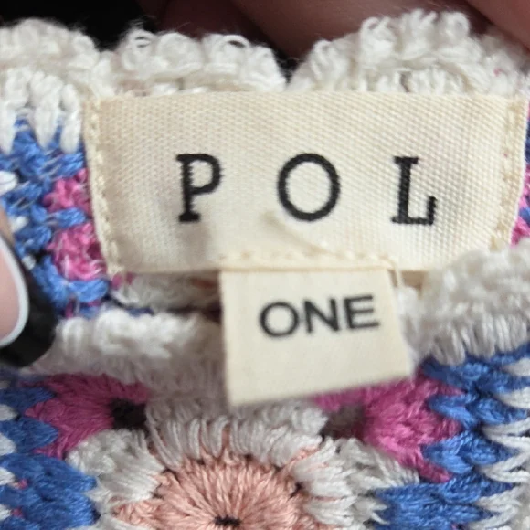 POL Blue Crochet Floral Square Crop Tank - Picture 4 of 5